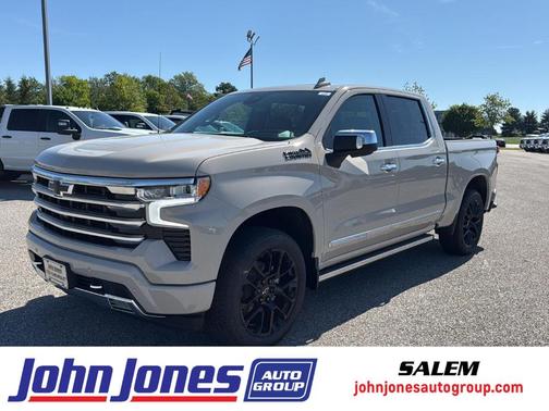 White Sand 2026 Chevrolet Silverado 1500 High Country
