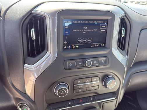 2025 Chevrolet Silverado 3500 WT