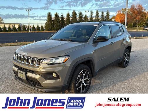 2024 Jeep Compass Latitude