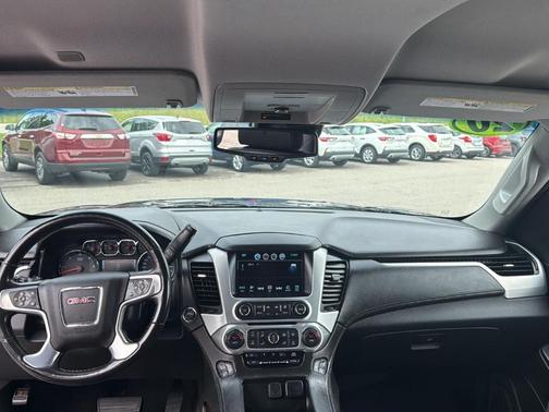 2020 GMC Yukon XL SLT