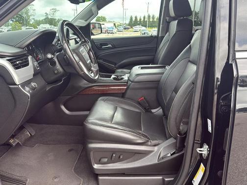 2020 GMC Yukon XL SLT