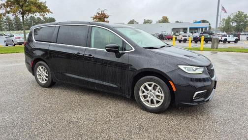 2024 Chrysler Pacifica Touring-L