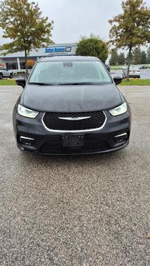 2024 Chrysler Pacifica Touring-L