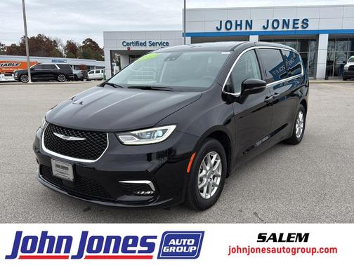 2024 Chrysler Pacifica Touring-L