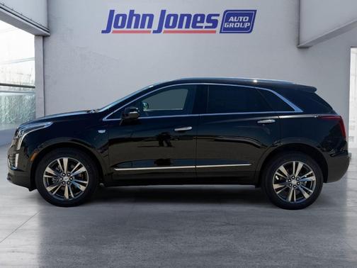 Stellar Black Metallic 2026 Cadillac XT5 Premium Luxury