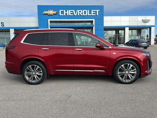 2022 Cadillac XT6 Premium Luxury AWD