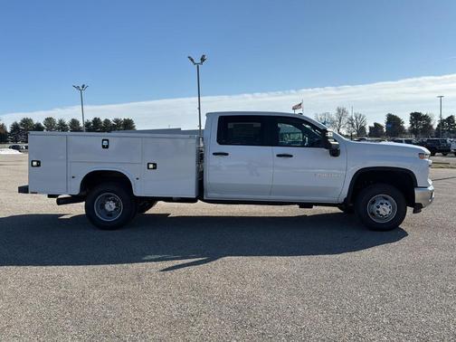 2026 Chevrolet Silverado 3500 WT