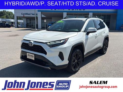 2022 Toyota RAV4 Hybrid SE