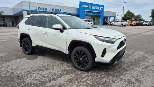 2022 Toyota RAV4 Hybrid SE