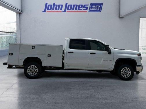 Summit White 2026 Chevrolet Silverado 2500 WT