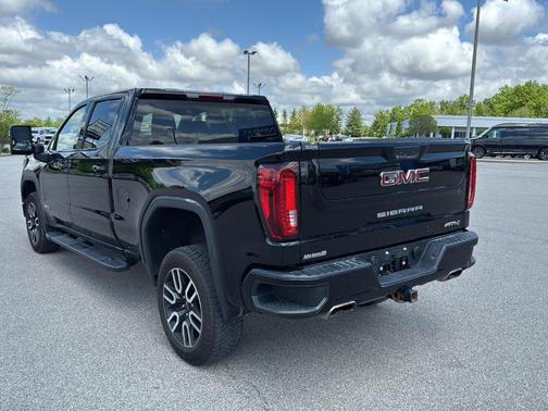 2022 GMC Sierra 1500 Limited AT4