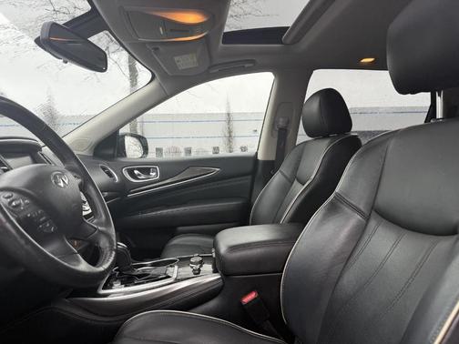 2018 INFINITI QX60 Base