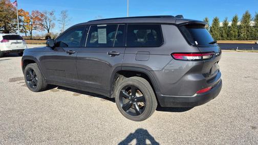 2023 Jeep Grand Cherokee L Laredo