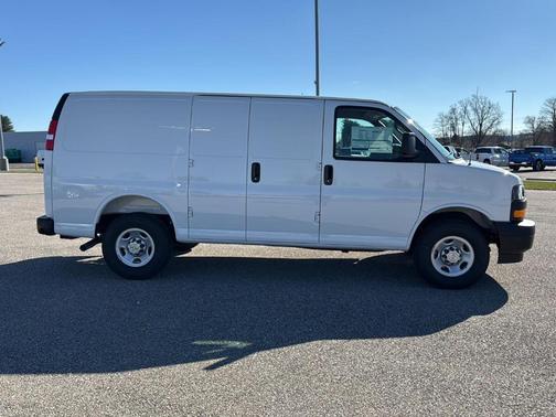 2025 Chevrolet Express 2500 Work Van