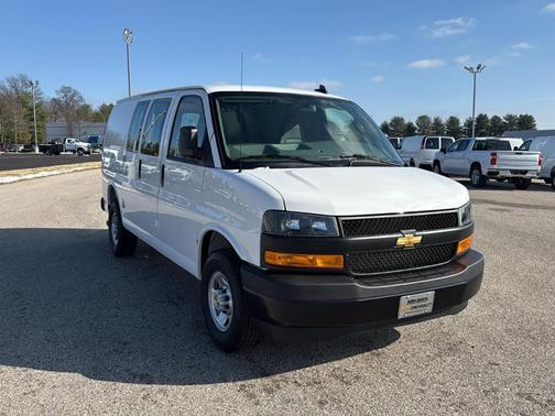 2025 Chevrolet Express 2500 Work Van