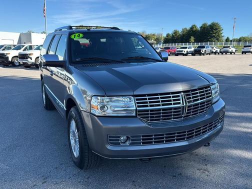 2014 Lincoln Navigator Base