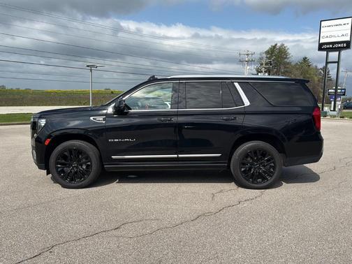 Onyx Black 2022 GMC Yukon Denali