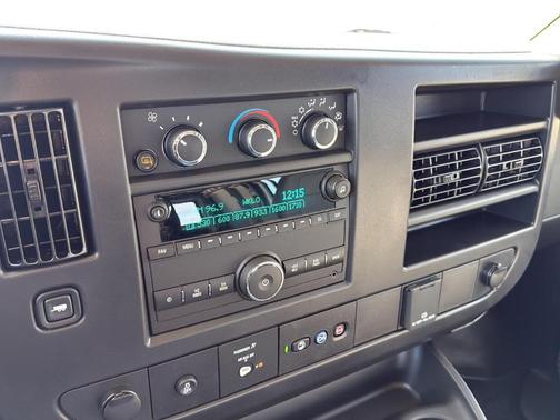 2025 Chevrolet Express 2500 Work Van