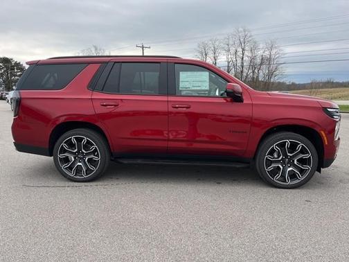2025 Chevrolet Tahoe RST