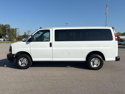 2021 Chevrolet Express 2500 LS