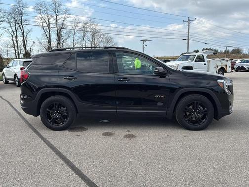 2022 GMC Terrain AT4