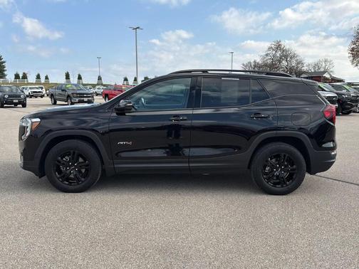 2022 GMC Terrain AT4