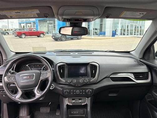 2022 GMC Terrain AT4