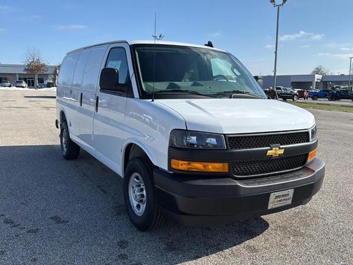 2025 Chevrolet Express 2500 Work Van