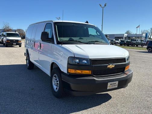 2025 Chevrolet Express 2500 Work Van