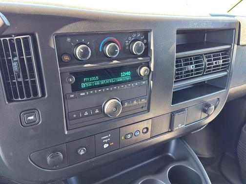 2025 Chevrolet Express 2500 Work Van