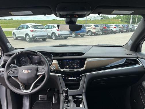 2025 Cadillac XT6 Sport AWD