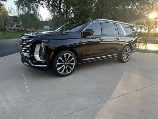 2025 Cadillac Escalade ESV Premium Luxury Platinum