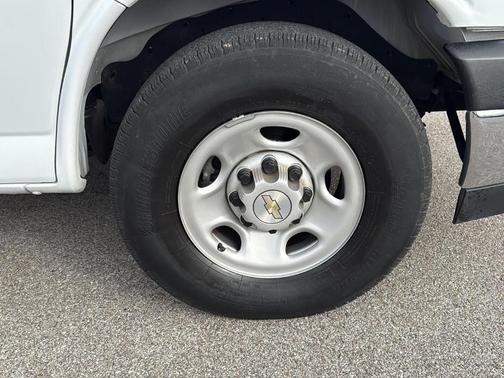 2023 Chevrolet Express 2500 Work Van