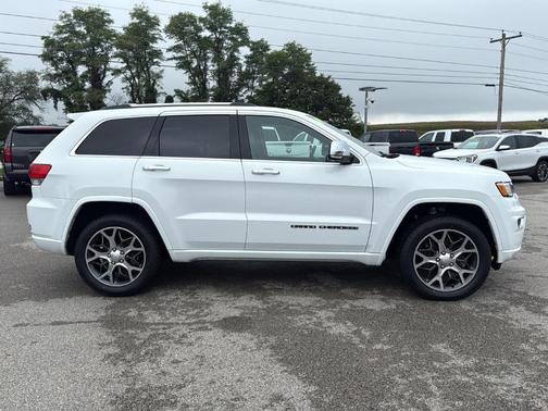 2021 Jeep Grand Cherokee Overland
