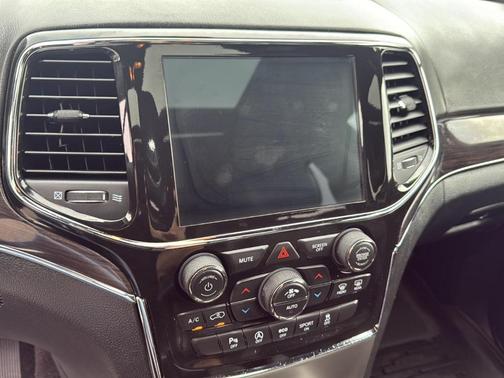 2021 Jeep Grand Cherokee Overland