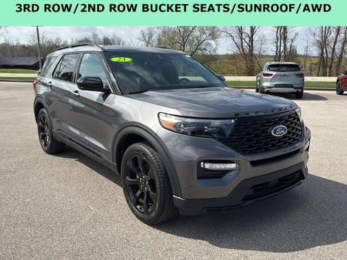 Carbonized Gray 2023 Ford Explorer ST-Line