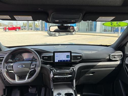 Carbonized Gray 2023 Ford Explorer ST-Line