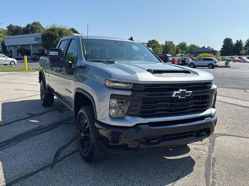 2025 Chevrolet Silverado 2500 Custom