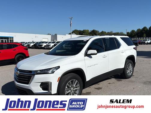 2022 Chevrolet Traverse LT Cloth