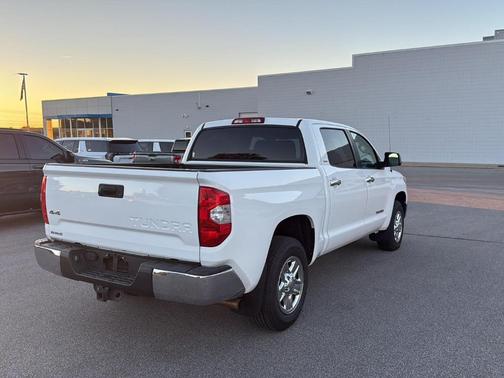 2018 Toyota Tundra SR5