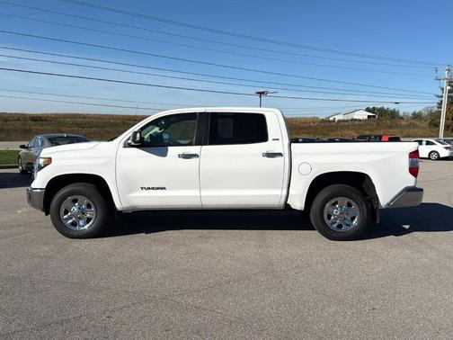 2018 Toyota Tundra SR5