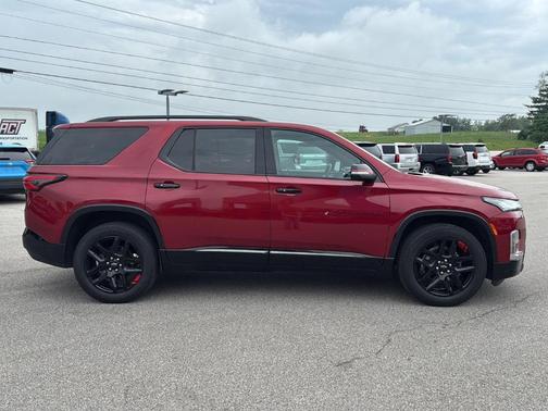 2022 Chevrolet Traverse Premier