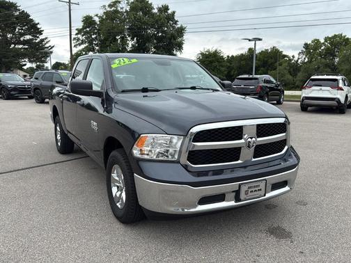 2021 RAM 1500 Classic SLT