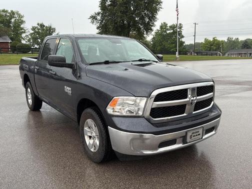 2021 RAM 1500 Classic SLT
