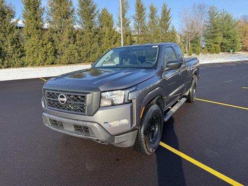 2022 Nissan Frontier S