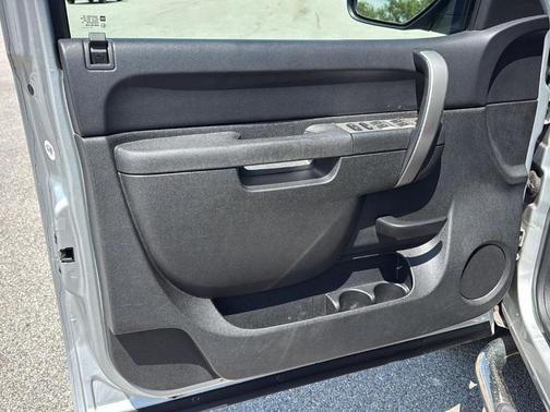 Sheer Silver Metallic 2011 Chevrolet Silverado 1500 LT