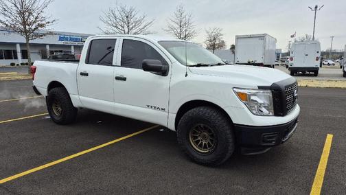 2017 Nissan Titan S