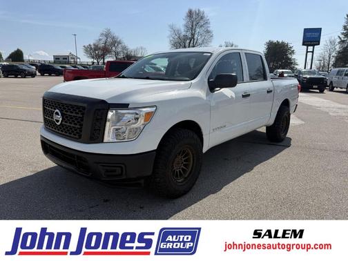 2017 Nissan Titan S