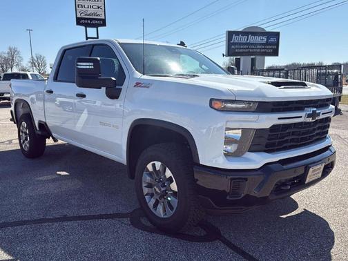 2025 Chevrolet Silverado 2500 Custom