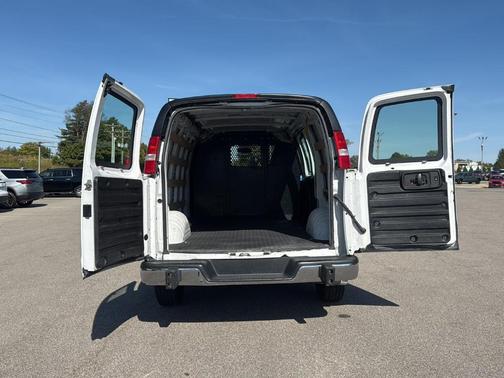 2023 Chevrolet Express 2500 Work Van